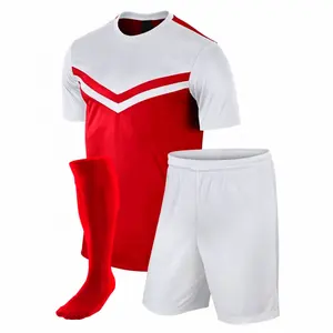 2023 Hot venda Sublimação Personalizado Soccer Wear Jersey e Short Set Futebol Uniforme Sportswear Fábrica Fabricante