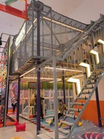 Équipement de terrain de jeux intérieur personnalisé, aire de jeux pour enfants, château à bonbons avec trampoline, fosse à balles et toboggan