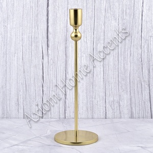 Échantillon gratuit Nouveau design Bougeoir en métal de luxe moderne Bougeoir personnalisé Bocal en pot Plaqué or de luxe pour bougie - Product Image 6