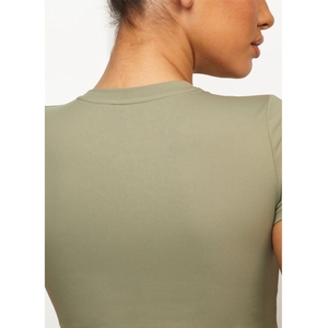Camiseta de mujer de moda y transpirable hecha con el mejor material Camiseta de mujer para venta en línea Camiseta de mujer - Product Image 4