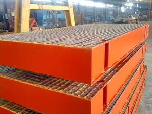 Plataforma de Acero Yuehda A36/A572 Nueva, Superficie Antideslizante para Uso Industrial en Sótanos, Material de Construcción Metálico de Primera Calidad - Product Image 2