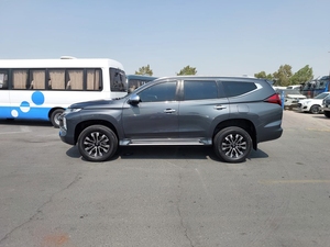 Mittsubishis pajeros 2022รถ5DR สปอร์ตรถดีไซน์ใหม่ - Product Image 4