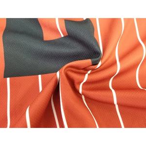 Proveedor de Ropa Deportiva con MOQ Bajo, Descuento por Volumen, Conjuntos de Uniformes para Clubes, Impresión por Sublimación con Gráficos Personalizados, Transpirable, 100% Poliéster, Estilo Urbano - Product Image 6