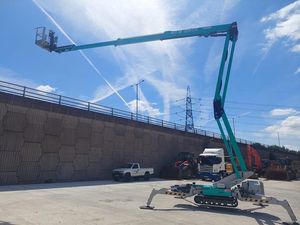 Plataforma Elevadora Profesional Tipo Cherry Picker, con Motor Diésel, Capacidad de 7000 kg, Altura de Elevación de 33.17 m, Control Hidráulico Suave y Potente - Product Image 5