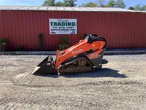 Wholesale KUBOTA SCL1000 Mini Skid <b>Steer</b> Loader Cheap <b>Stand</b>-On <b>Wheel</b> Loader With Core Bobcat Engine Motor and Pump Components - Product Image 4
