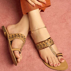 High Quality Handmade Printed Anti-Slippery Fashion Trend Women Kolhapuri Footwear Faux Leather Upper Customizable Colors Custom - Product Image 2