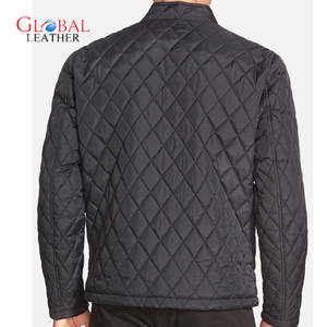 Veste matelassée d'hiver pour homme personnalisée, col à capuche, fermeture éclair, style streetwear, imperméable à l'avant, réversible, OEM - Product Image 2