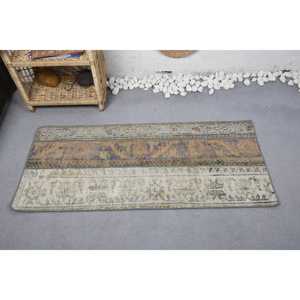 2x4.5 ft Vintage Rug, <b>Brown</b> Polka dot Turkish <b>Wool</b> Rug - Product Image 3