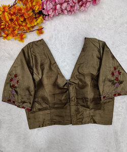 Venta al por mayor de blusas Georgette para mujer Camisas atractivas Festival listo para usar bordado secuencia trabajo fabricación étnica ApparelGarment - Product Image 4