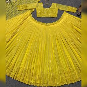 Bordado tradicional indio de imitación Georgette nupcial Lehenga Choli trabajo pesado ropa de boda para mujeres ropa india y paquistaní - Product Image 5