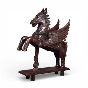Produit au motif animalier de cheval ailé traditionnel majestueux - Product Image 1