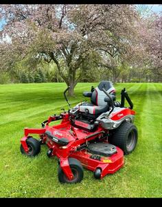 Tracteur à conduite assise de 60 pouces, tondeuse à gazon à rayon de braquage nul, 2024 - Product Image 1