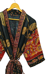 Kimono pour femme Robe d'été Bikini Cover Up Night Wear Long Robe, fait à la main indien Vintage en soie recyclée Sari Kimono, - Product Image 4