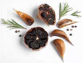 AIL NOIR AMPOULES ENTIÈRES NATURELLEMENT VIEILLISÉES POUR UN SOUTIEN IMMUNITAIRE ÉTIQUETTE PROPRE NON OGM ET ALIMENT FONCTIONNEL À BASE DE PLANTES - Product Image 4