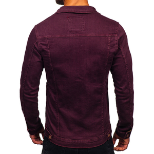 Vente en gros de vêtements décontractés pour la saison automne-hiver Veste en jean oversize pour hommes style de rue manteau boutonné avec logo à l'avant - Product Image 2