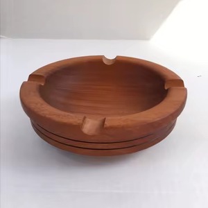 Cendrier en bois élégant, parfait pour les coins fumeurs, les bars, les maisons, les hôtels et les espaces de détente en plein air, partout dans le monde - Product Image 4