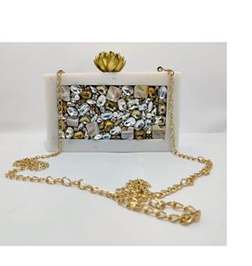 Pochette en résine de type personnalisé de couleur dorée artisanat indien à la mode pour les femmes - Product Image 2