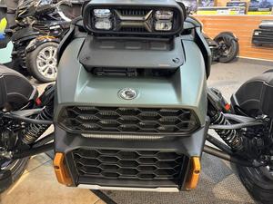 Motocicleta de 3 Ruedas Canyon Redrock 2025 - Product Image 5