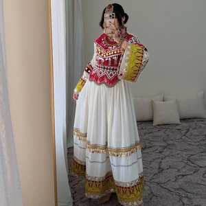 ชุดเดรสทำมือของชาวอัฟกันชนเผ่ากุจิ  ชุดเดรสแบบดั้งเดิมของชนเผ่า  ชุดเดรสปักลายสำหรับผู้หญิงชาวอัฟกานิสถาน  ชุดเดรสยาวหลากสีสำหรับชาวปัชตุน - Product Image 2