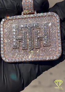 Elegante colgante de Hip Hop, Diamantes de corte redondo cultivados en laboratorio de Plata de Ley 925 con diamantes cultivados en laboratorio VVS y diseño personalizado - Product Image 2