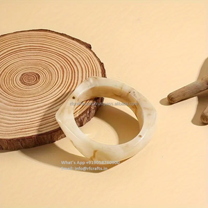 Al por mayor diseño personalizado redondo resina transparente mujeres brazaletes moissanita piedra para regalo y fiesta símbolo religioso cristiano - Product Image 3