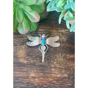 Broche de Libélula Hecho a Mano en Plata de Ley y Turquesa Navajo, Diseño Elegante y Único - Product Image 1
