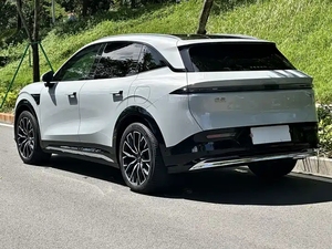 Nuevo SUV Eléctrico Zeekr 7X 2025 - Carga Rápida de 800V y Gran Autonomía - Product Image 3