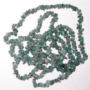 Cuentas de Gemas Naturales en Varios Colores: Malaquita, Prehnita, Peridoto, Ametrino, Piedra Lunar, Turquesa, Ópalo, Aguamarina, Turmalina, Granate en Trozos - Product Image 1