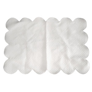 Tissu en coton blanc à carreaux losanges festonnés - Product Image 1