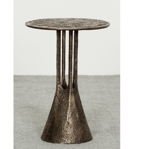 Table d'appoint ronde en métal au design signature, table basse de qualité antique, taille personnalisée, en aluminium et laiton - Product Image 6