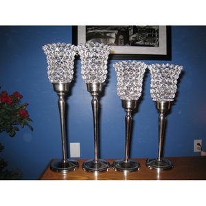 Magnifique pièce maîtresse de support d'ouragans en métal argenté en cristal pour l'utilisation de décoration de table de fêtes de mariage - Product Image 2