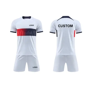 Uniforme d'équipe haut de gamme personnalisé maillot de football vintage pour entraînement vêtements de sport pour hommes maillot de football vintage personnalisé pour hommes - Product Image 1