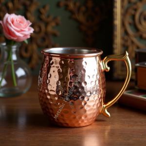 Mule de Moscou en cuivre martelé vintage de 14oz, tasse écologique avec poignée en laiton et métal orné pour les fêtes et les cadeaux. - Product Image 6