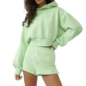 Conjunto Deportivo de Sudadera con Capucha y Pantalones Cortos de Felpa Francesa de Algodón 100% Personalizado para Mujer, Diseño de Invierno, 450 g/m², Logotipo Personalizado, Alta Calidad - Product Image 4