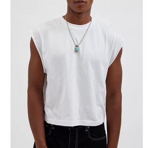 Camisetas deportivas OEM personalizadas de estilo urbano con borde sin rematar, corte holgado, cuello redondo, sin mangas, lisas, tipo muscle tee con corte. - Product Image 4