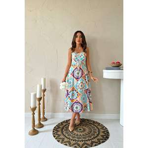 Robe en mousseline de soie orange à lacets sur le devant, vente en gros - Product Image 5