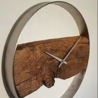 Jam dinding kristal tiga panel, gaya Nordic ruang tamu jam dinding logam untuk rumah ruang tamu mewah
