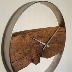 Horloges murales en métal à trois panneaux en cristal de style nordique pour la maison salon de luxe - Product Image 1