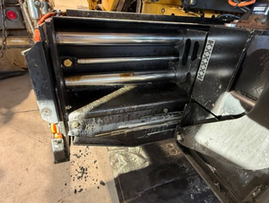 Pavimentadora de Asfalto P385C 2025, Máquina de Pavimentación de Alta Resistencia para Construcción de Carreteras - Product Image 5