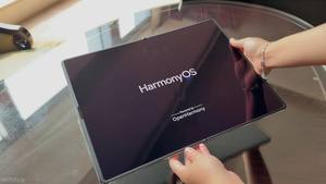 HUAWEI MateBook Fold รุ่นใหม่ล่าสุด ดีไซน์สุดล้ำ แท็บเล็ตพับได้ขนาด 18 นิ้ว แรม 32GB ความจุ 2TB - Product Image 3