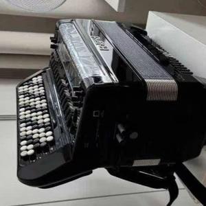 คีย์บอร์ดหีบเพลงดิจิตอลสีดำ FR-8X พร้อมส่ง - Product Image 1