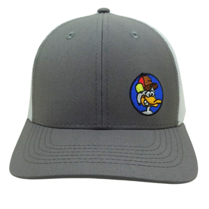 หมวกแก๊ป INJAE VINA สีเทา ทรง Trucker 6 แผง ปักลายการ์ตูนด้านหน้า ตาข่ายสีขาวด้านข้าง ทรงแข็ง ติดกระดุมแถวเดียว แบบสูง - Product Image 1