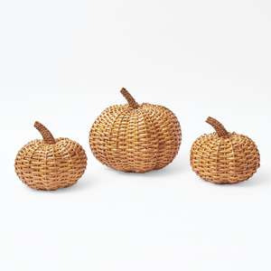 TienPhong Wholesale New Arrival Customize Natural Rattan Pumpkin Family - Handcrafted Woodland <b>Decor</b> for Home & <b>Table</b> Settings - Product Image 1