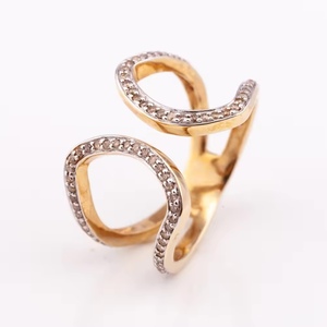 แหวนแฟชั่นสไตล์คลาสสิก R-9536 18K สีเหลืองทองสำหรับผู้หญิงสำหรับงานปาร์ตี้ทำประเทศไทยมีบริการ OEM พร้อมส่ง - Product Image 1