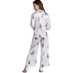 Vente en gros Vêtements de nuit sexy pour femmes de haute qualité Ensemble 2 pièces en polyester/coton avec logo sur le devant Vêtements de nuit d'été légers et respirants - Product Image 5