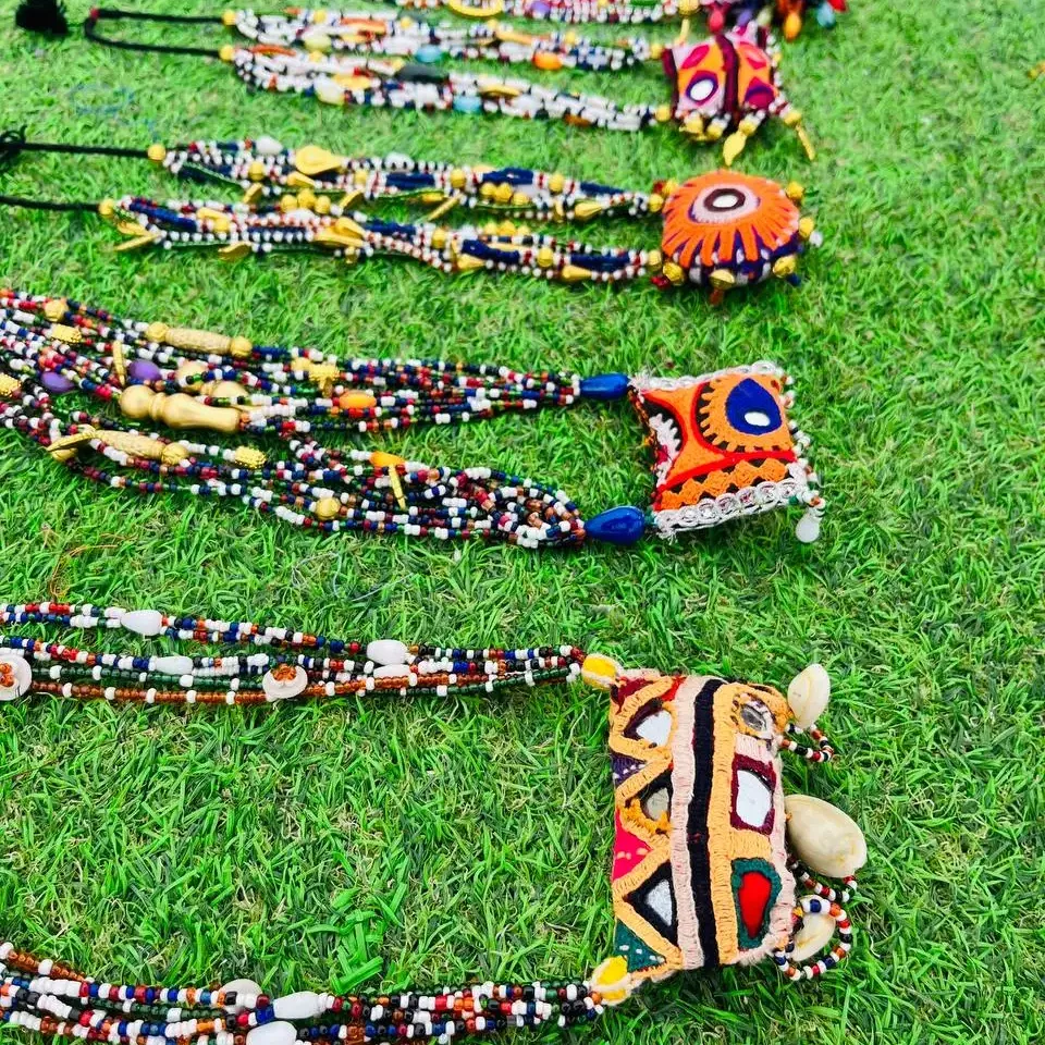 Collier ras du cou à chaîne Banjara fait à la main, collier Kuchi Style Boho de danse du ventre, collier de bijoux gitane tribal