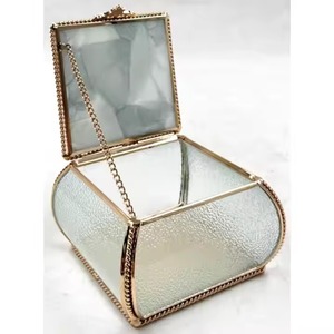 Caja de almacenamiento de joyería de metal Caja de joyería de oro rosa y vidrio con casillero fuerte - Product Image 5