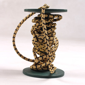 Cuerda de cordón trenzado con adorno dorado de alta calidad, patrón plano, adorno trenzado metálico para bolsos y prendas, tarifa barata de venta - Product Image 4