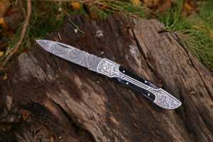 Cuchillo de bolsillo de hoja de acero de Damasco hecho a mano, mango de madera negra, cuchillo utilitario plegable personalizable DIY, regalo OEM para uso Industrial - Product Image 2