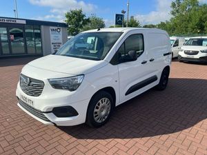 USADO LHD/RHD 2020 VAUXHALL COMBO 1,5 CDTI SPORTIVE 2000 - Product Image 2